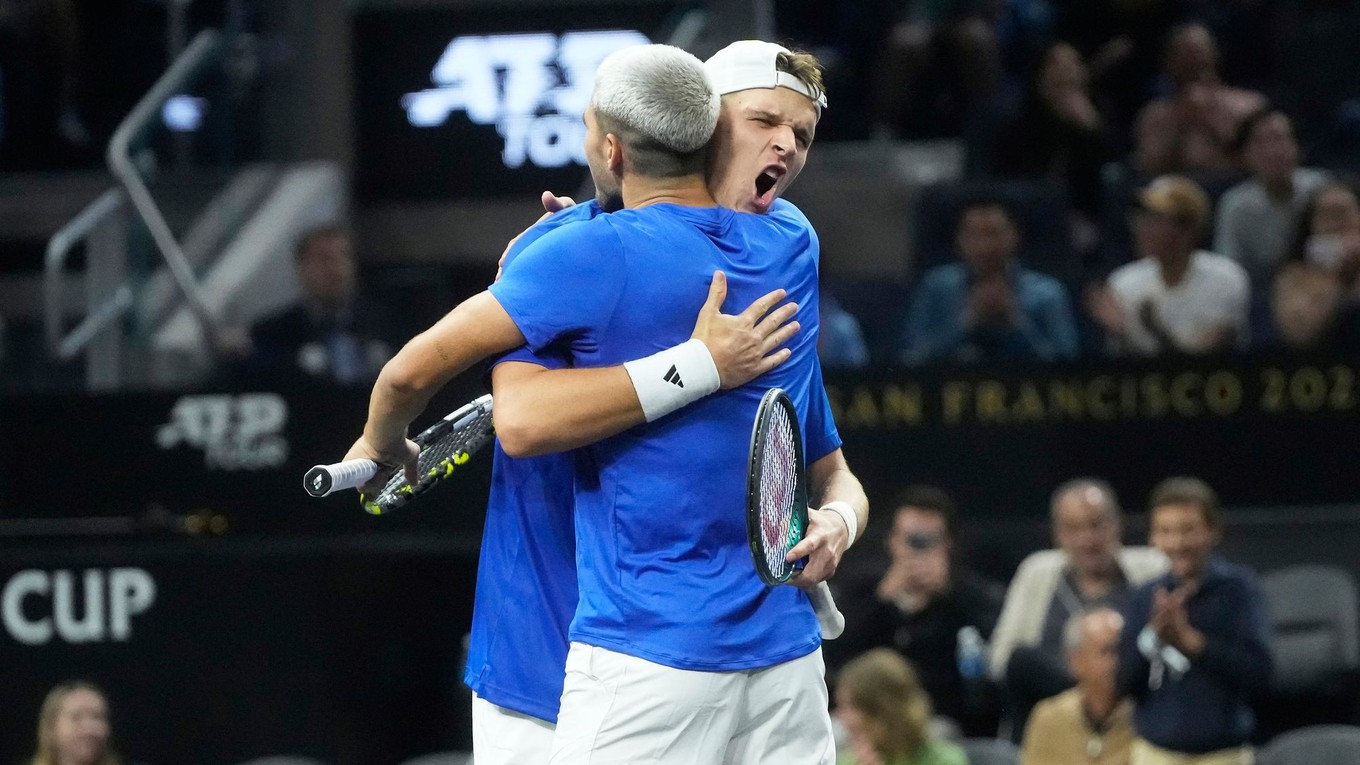 Jakub Menšík a Carlos Alcaraz