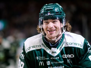 Marián Studenič v drese švédskeho Färjestad BK. 