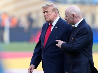 Donald Trump a Gianni Infantino
