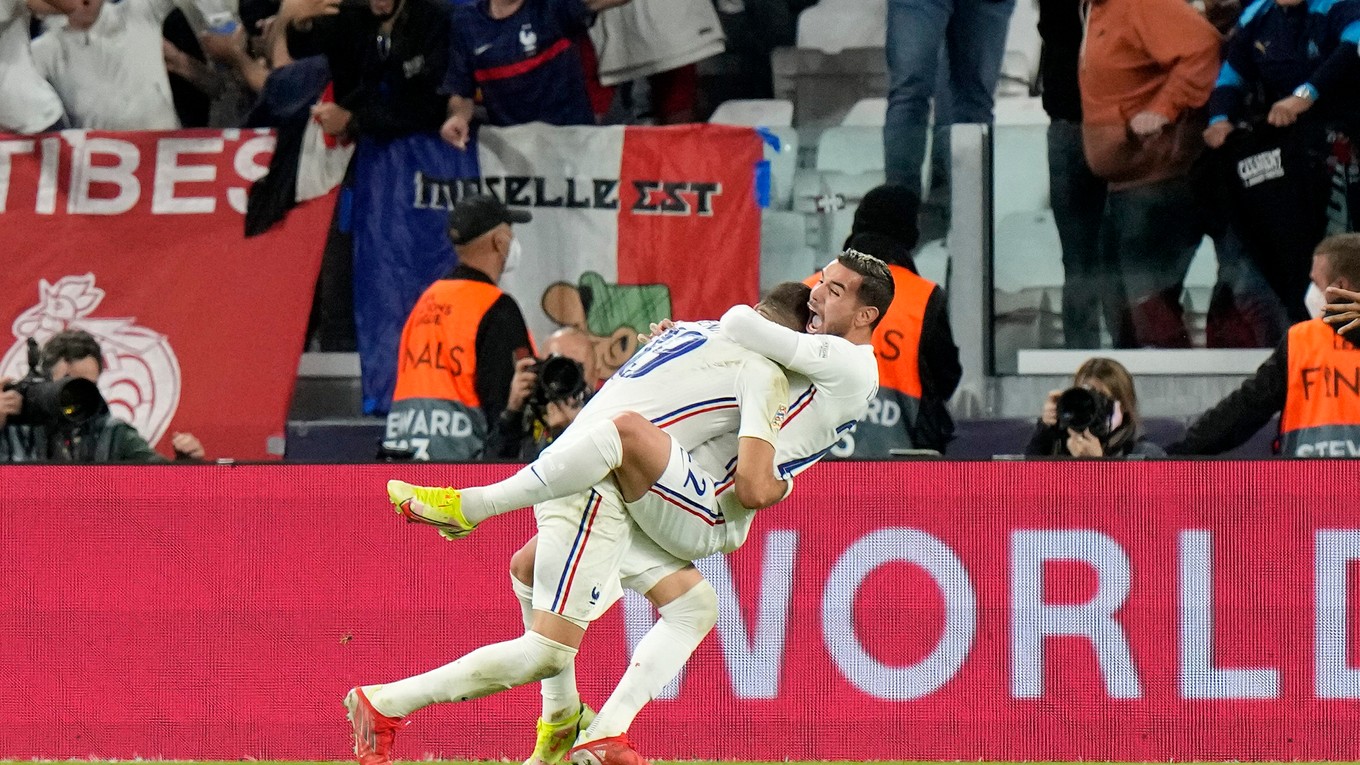 Theo Hernandez a jeho radosť po strelenom góle.