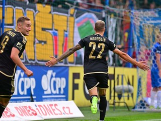 Lukáš Haraslín sa teší po strelenom góle v zápase proti Slovanu Liberec.