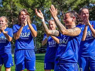 Slovenské reprezentantky v malom futbale po víťazstve nad Českom.