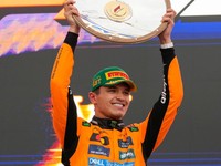 Lando Norris sa stal víťazom Veľkej ceny Austrálie 2025.