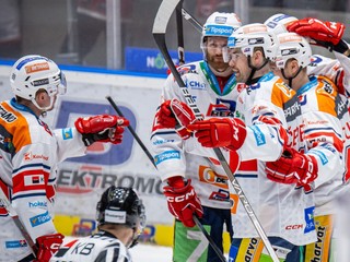 Hokejisti HC Dynamo Pardubice.