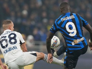 Stanislav Lobotka v zápase Inter - Neapol