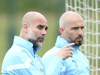 Pep Guardiola a Enzo Maresca.