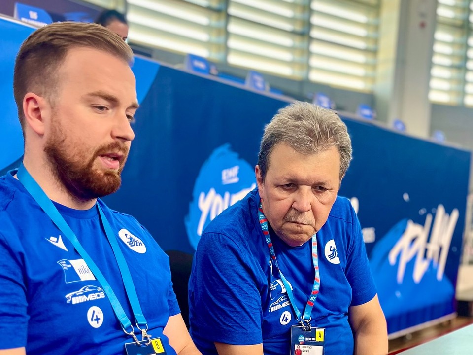Ľuboš Hepner (vľavo) a Pavol Streicher počas ME U17 v Podgorici.