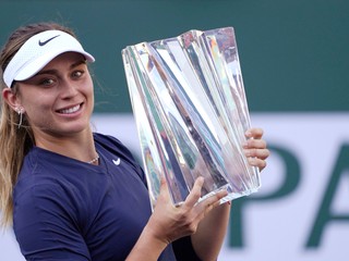 Španielka Paula Badosová po triumfe v Indian Wells 2021. 