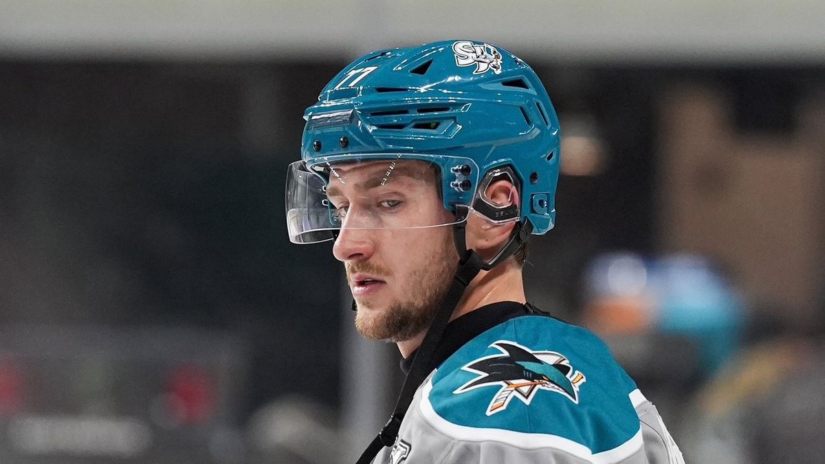 Pavol Regenda v drese tímu San Jose Barracuda.