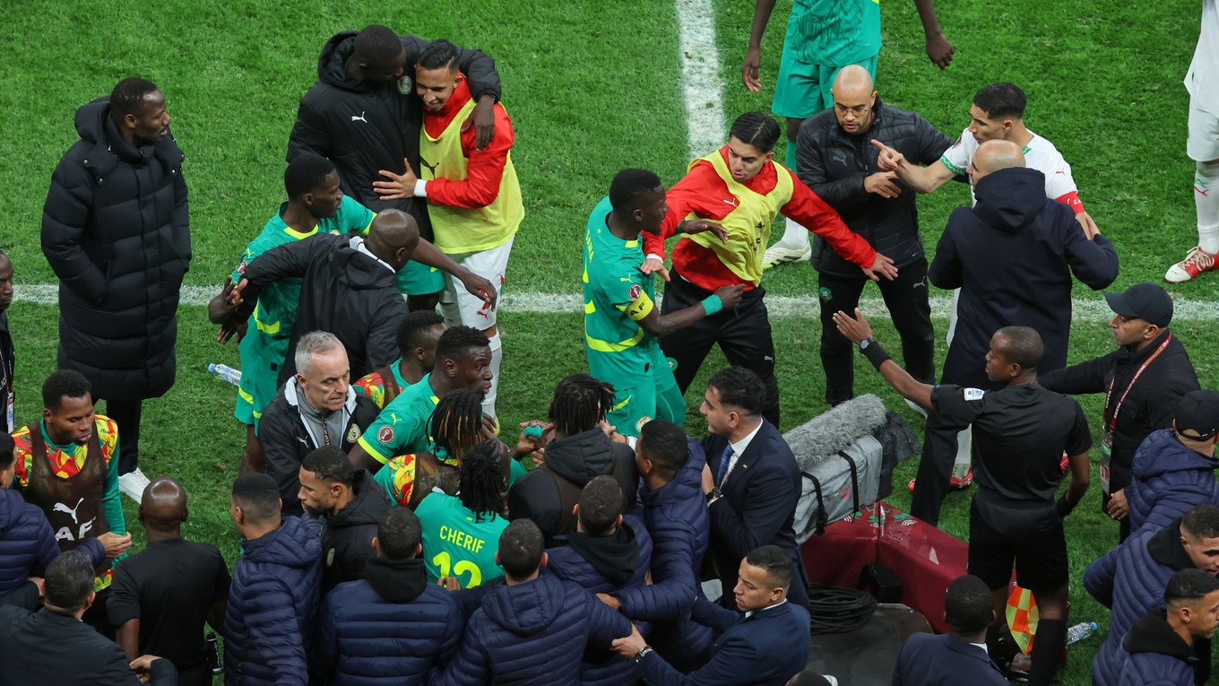 Momentka zo zápasu Maroko - Senegal