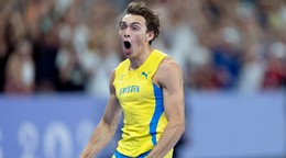 Armand Duplantis sa teší.