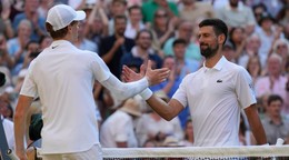 Jannik Sinner a Novak Djokovič
