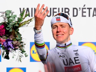 Slovinský cyklista Tadej Pogačar počas pretekov Okolo Romandie 2026.