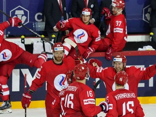 Ruskí hokejisti počas MS v hokeji 2021.