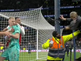 Incident po zápase Tottenham - Arsenal.