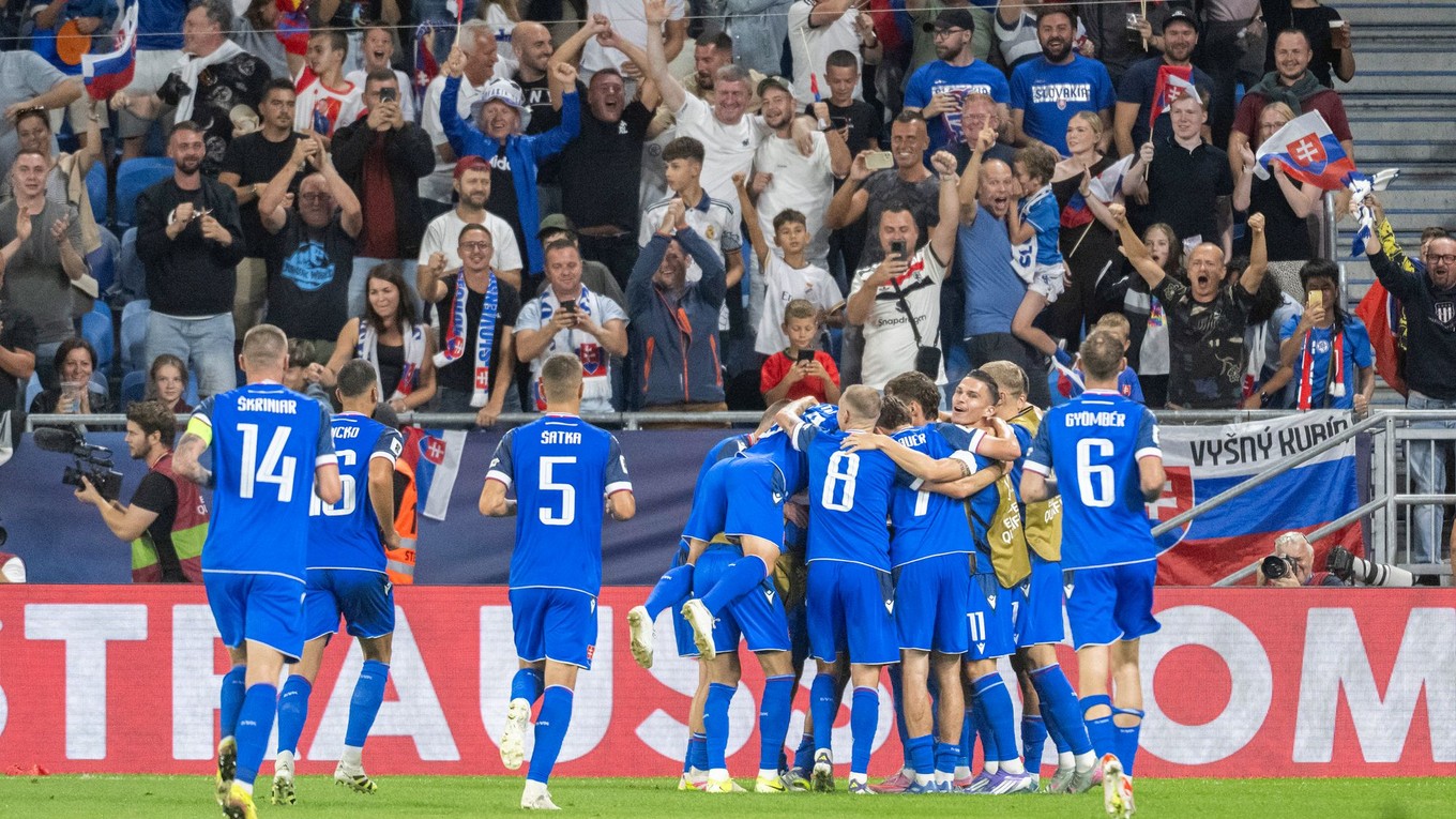 Gólová radosť slovenských futbalistov po góle na 2:0 v úvodnom kvalifikačnom zápase na MS 2026 A-skupiny Slovensko - Nemecko.