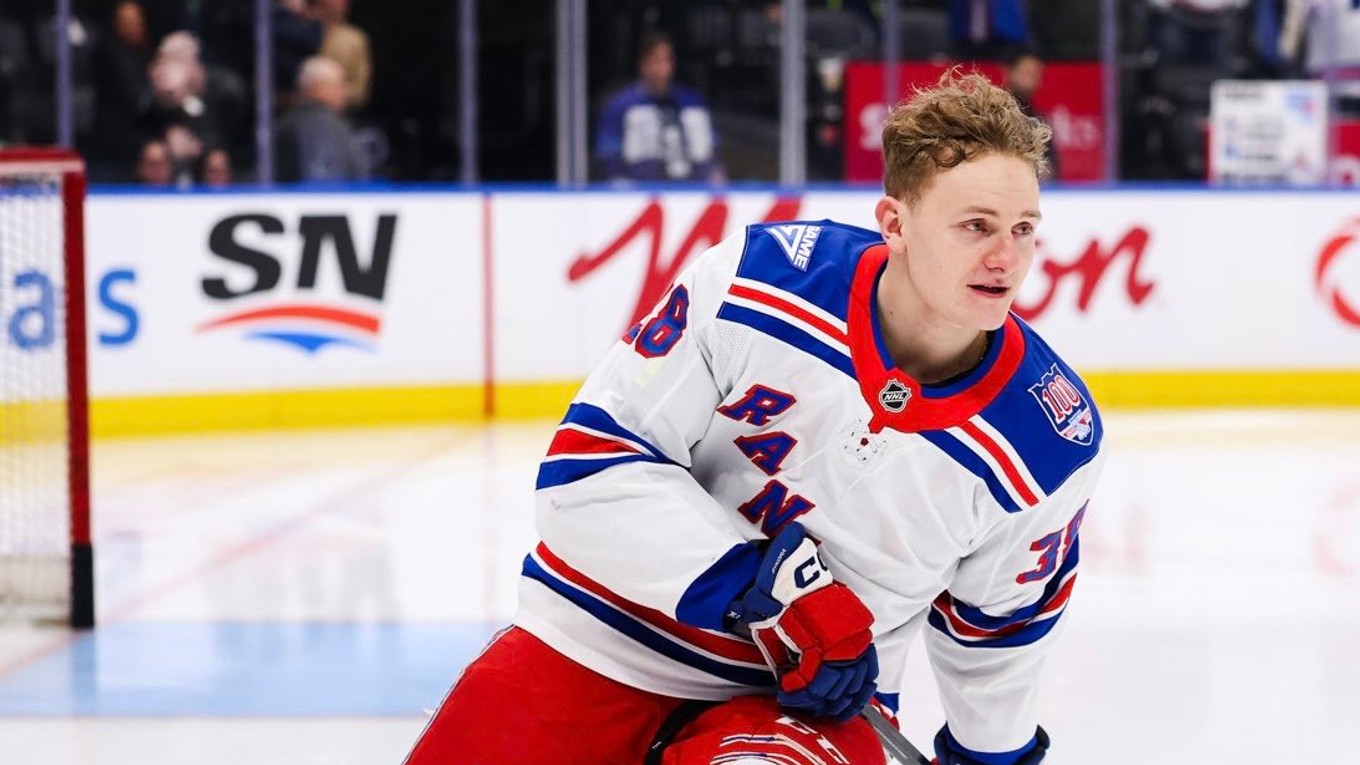 Adam Sýkora pred debutom za New York Rangers.