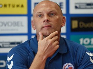 Anton Šoltis ako tréner Senice.