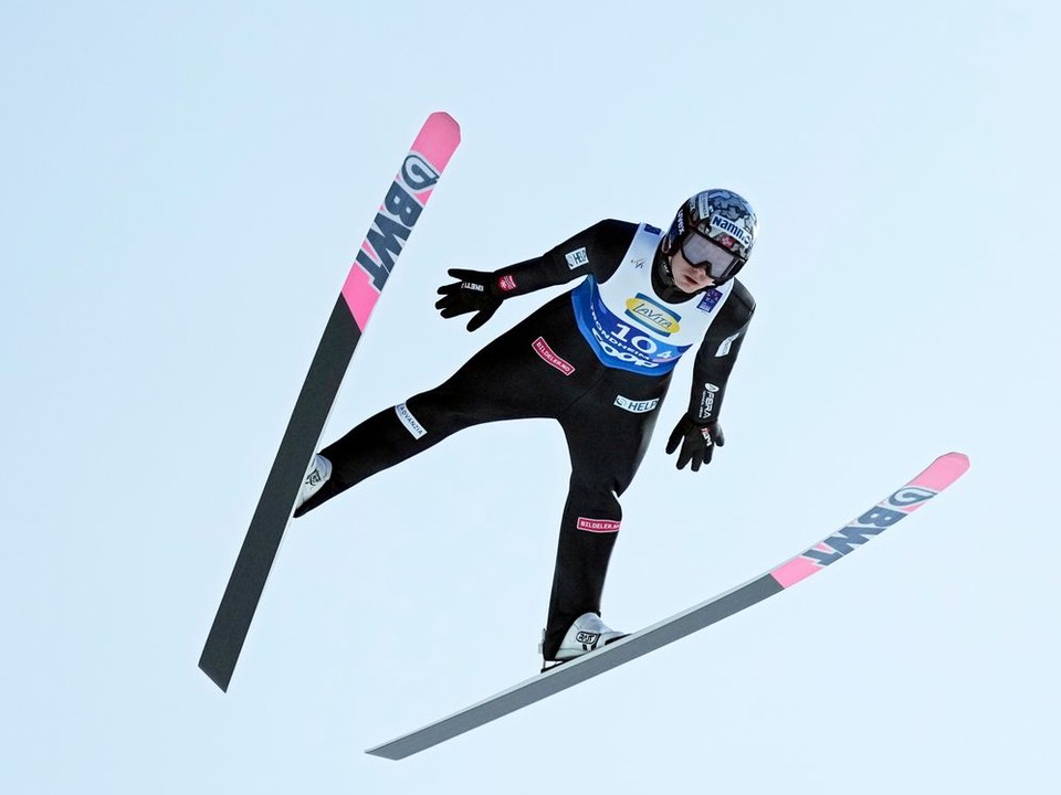 Marius Lindvik na MS v severskom lyžovaní 2025.