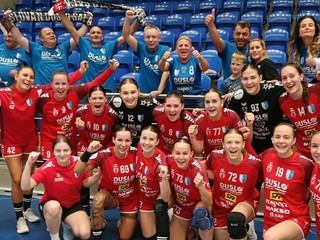 Hádzanárky HK Slovan Duslo Šaľa.