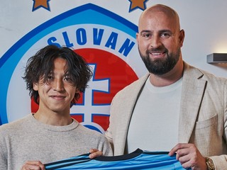 ŠK Slovan Bratislava angažoval na hosťovanie japonského stredopoliara Daikiho Macuoku. 