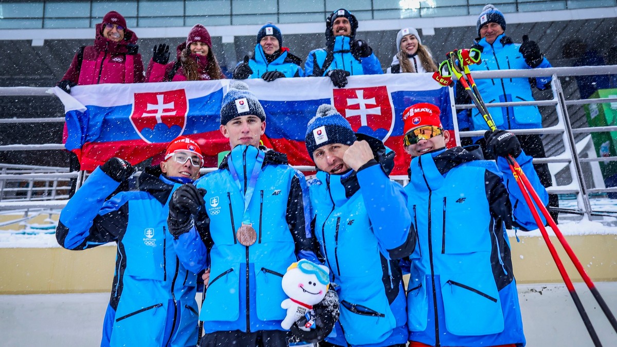 Slovensko má medailu zo ZOH mládeže hneď v prvom dni. Vybojoval ju biatlonista Sklenárik