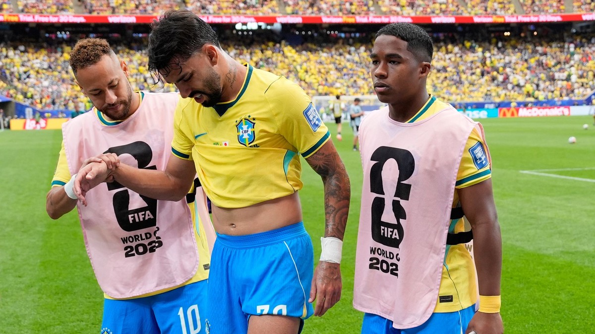 Zranený Lucas Paqueta