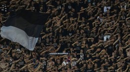 Fanúšikovia Partizanu Belehrad. 