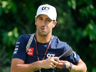 Na snímke je austrálsky pretekár F1 Daniel Ricciardo.