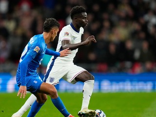 Bukayo Saka v zápase proti Grécku