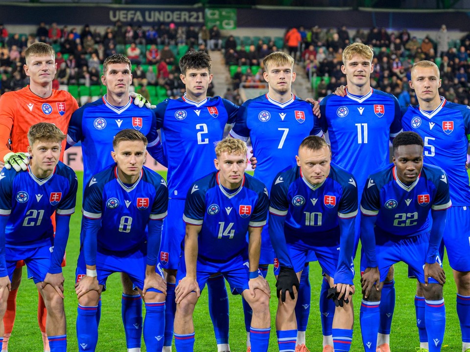 Tím Slovenska pred zápasom D-skupiny kvalifikácie na Majstrovstvá Európy 2027 hráčov do 21 rokov.