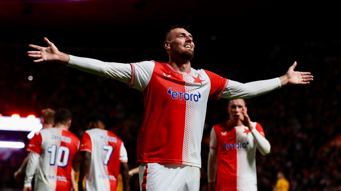 Radosť Slavie Praha po víťazstve nad Duklou Praha.