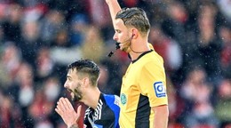 Momentka zo zápasu Kolín - Hamburg.