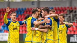 Hráči Košíc oslavujú gól.