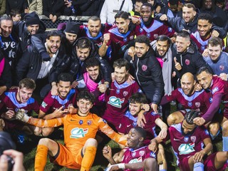 Futbalisti tímu Bourgoin-Jallieu