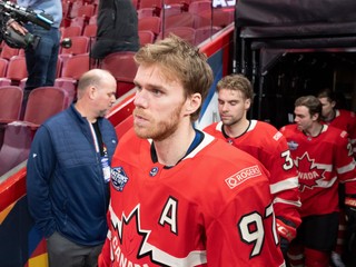 Connor McDavid počas Turnaja štyroch krajín (4 Nations Face-Off).