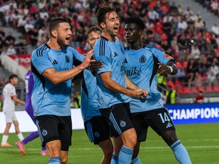 Na snímke zľava Kevin Wimmer (Slovan), Andraž Šporar (Slovan) a Alasana Yirajang (Slovan).