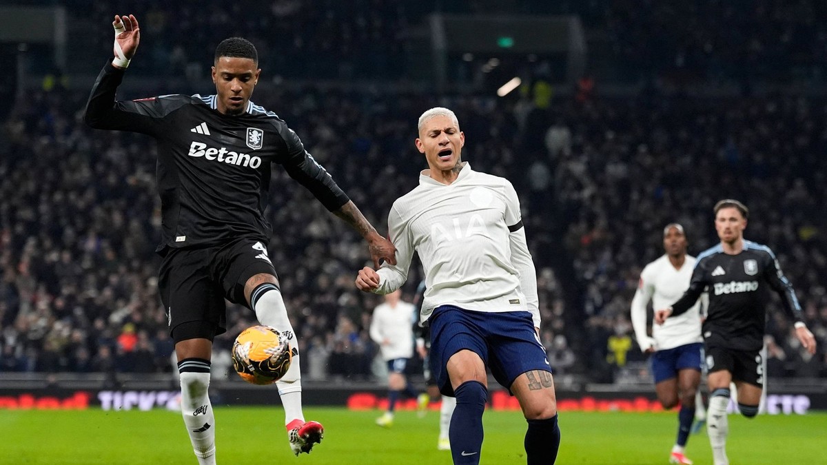 Richarlison sa zranil v zápase s Aston Villou.