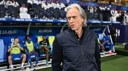 Tréner Jorge Jesus na lavičke Al Hilal.
