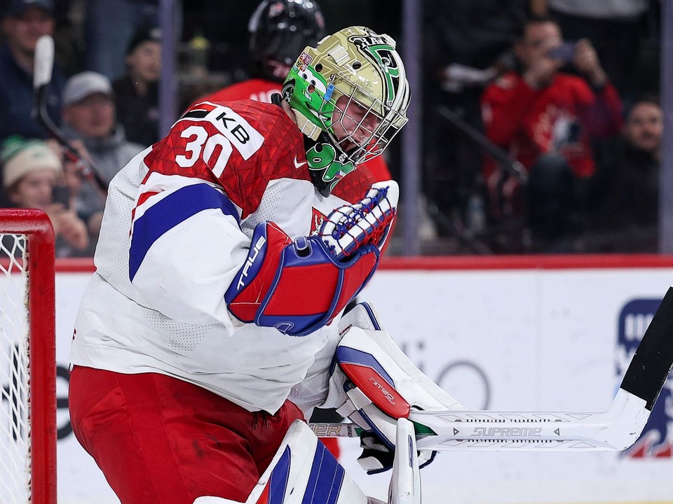 Michal Oršulák mal nemalý podiel na českom striebre na MSJ 2026. Podľa NHL Central Scouting patrí k najlepším brankárom pre najbližší draft.