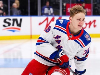 Adam Sýkora pred debutom za New York Rangers.