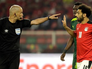 Momentka z finále Afrického pohára národov medzi Senegalom a Egyptom.
