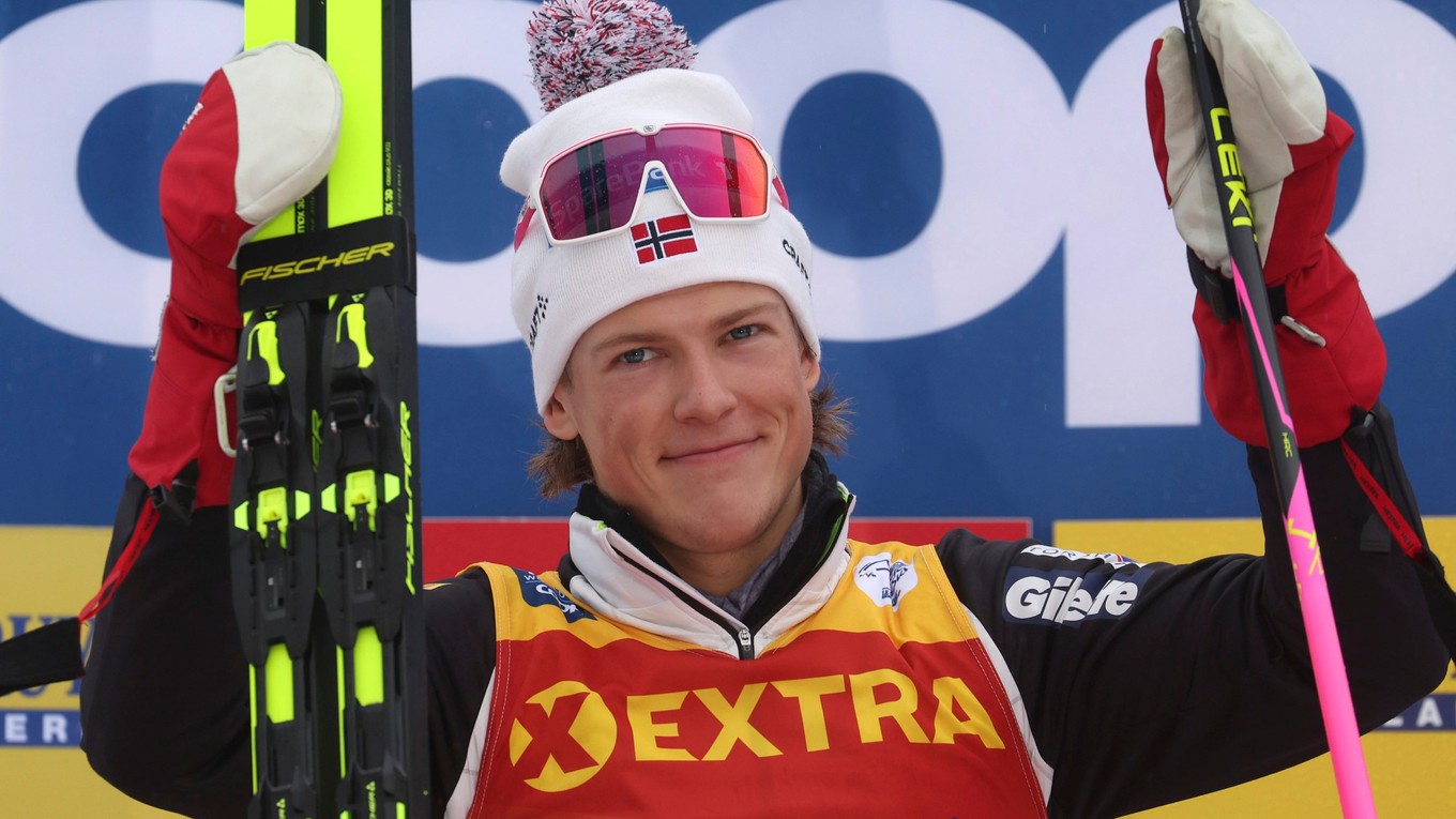 Nórsky bežec na lyžiach Johannes Hösflot Kläbo.