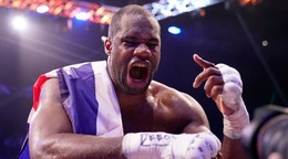 Britský boxer Daniel Dubois je šampiónom v ťažkej váhe 2026.