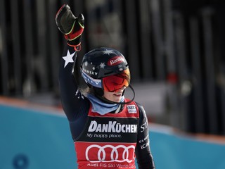 Mikaela Shiffrinová sa raduje z víťazstva v slalome v Lillehammeri
