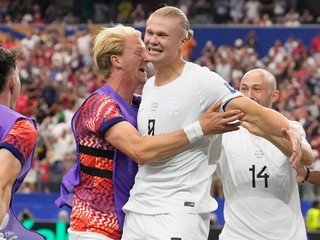 Erling Haaland sa teší z gólu so spoluhráčmi Nórska