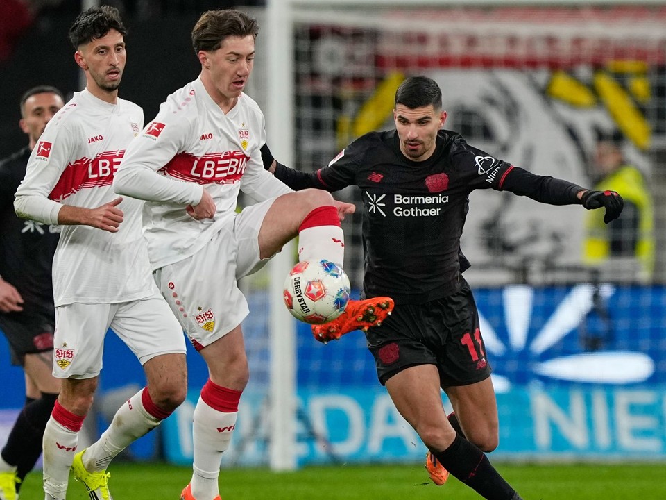Momentka zo zápasu Bayer Leverkusen - VfB Stuttgart 