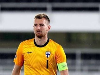 Lukáš Hrádecký, brankár Fínska.