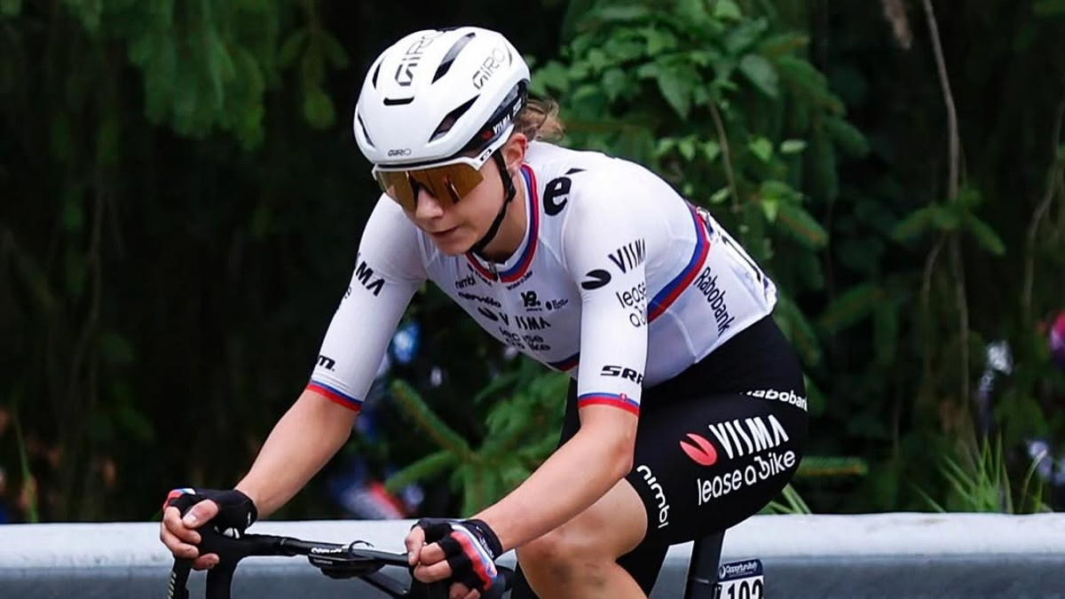 Viktória Chladoňová počas Giro d'Italia Women 2025. 