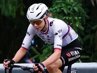 Viktória Chladoňová počas Giro d'Italia Women 2025. 